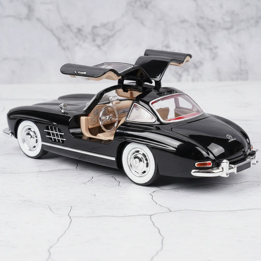 Mercedes 300SL Vintage Gullwing – Classic Die-Cast Collectible Model